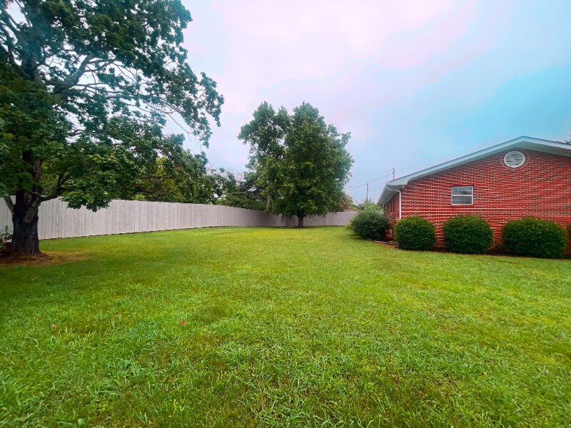 Building Photo - 430 Co Rd 890