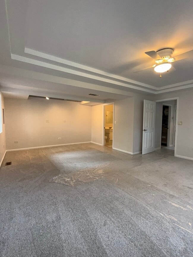 Building Photo - 9204 Drummond Dr
