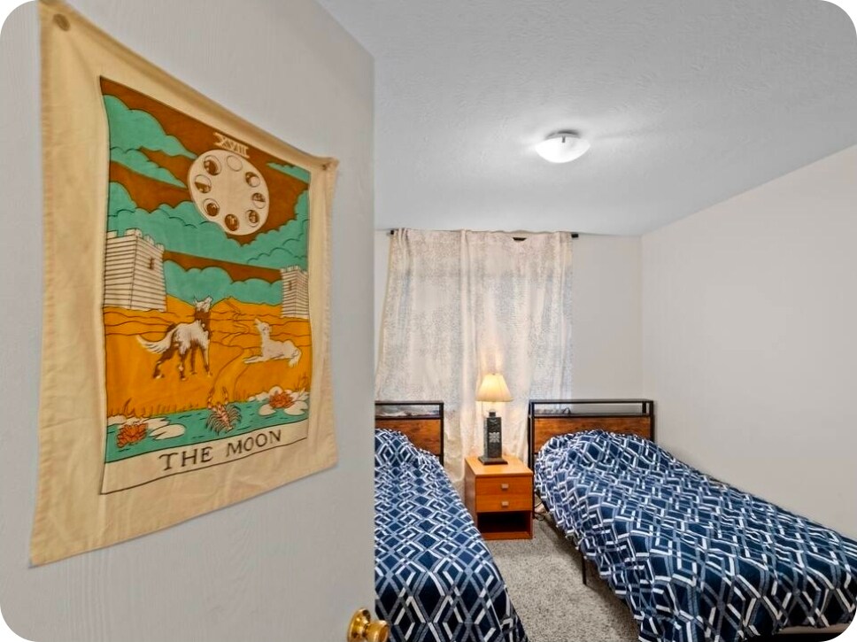 Building Photo - 4702 S Cathay Cir