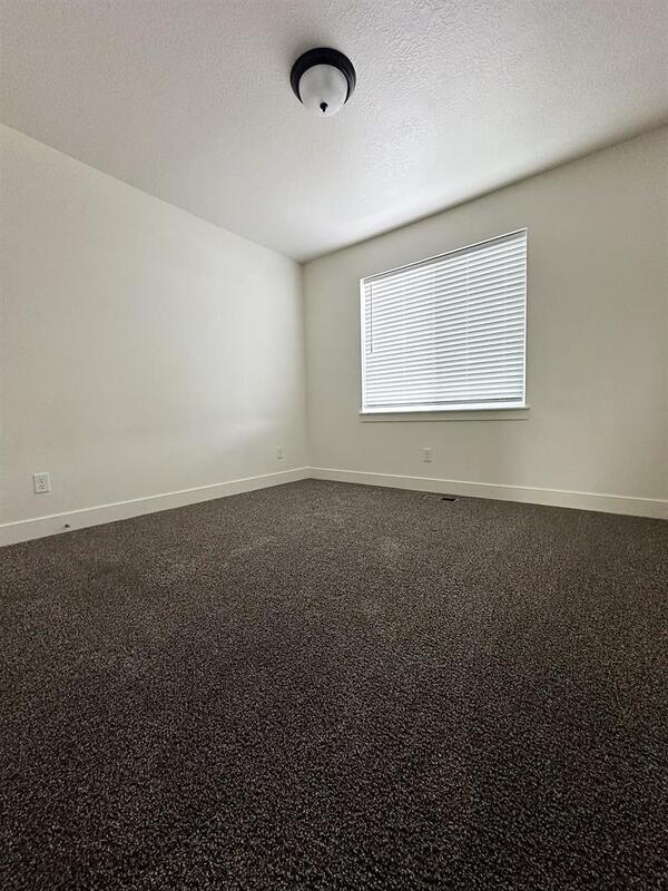 Building Photo - 250 W 1200 S