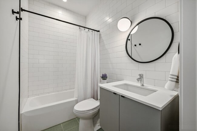 Building Photo - 1847 N Humboldt Blvd