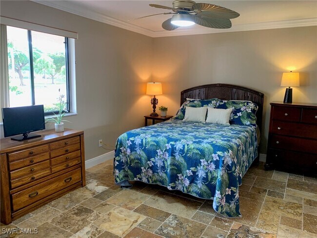 Building Photo - 7410 Lake Breeze Dr