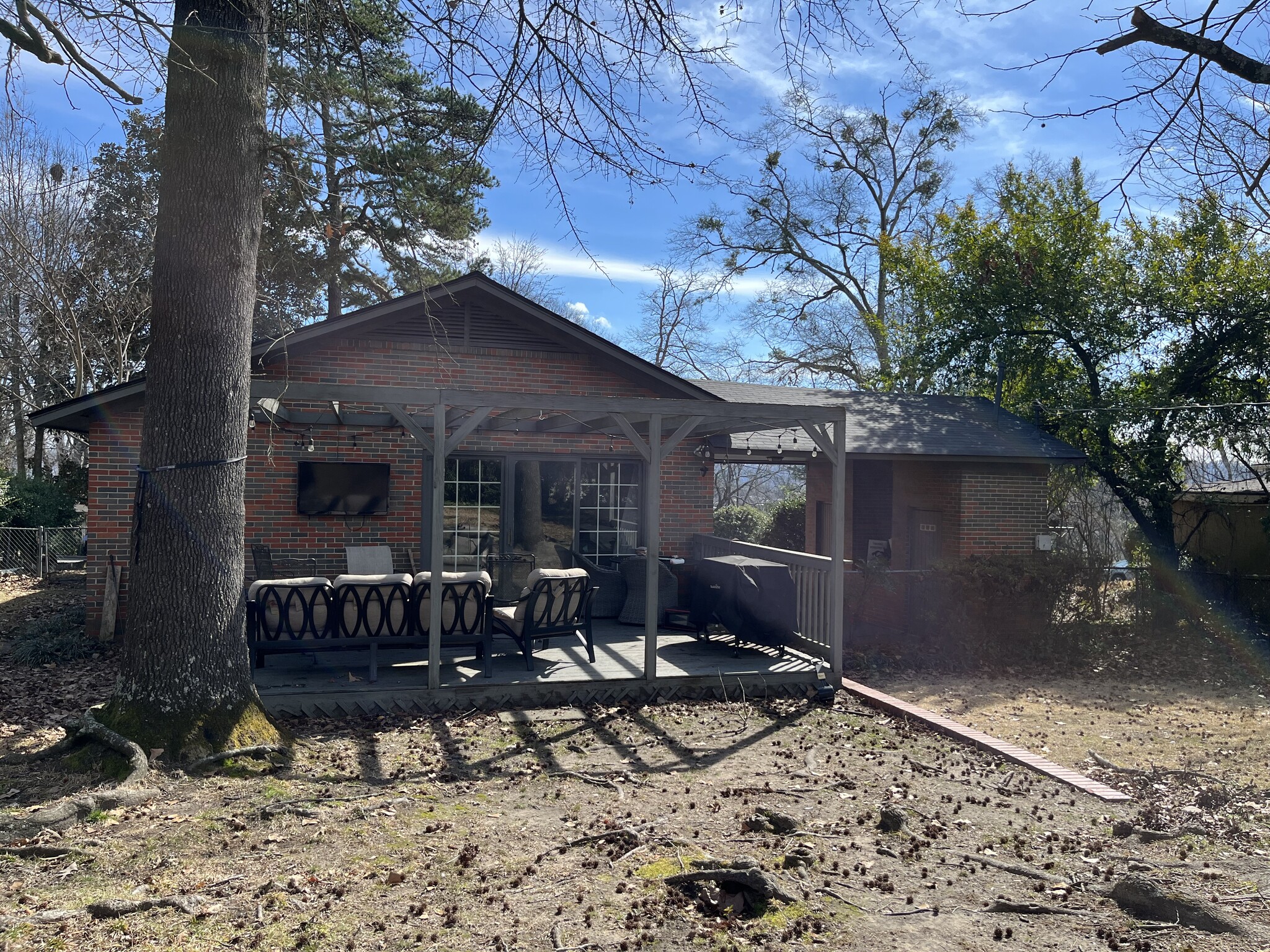 Exterior - 1640 Beckham Dr