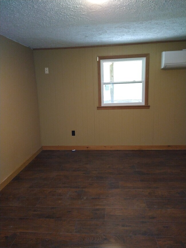 Building Photo - 295 Ozzie Cornett Dr