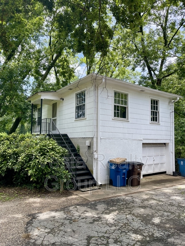 Primary Photo - 92 Jonesboro St