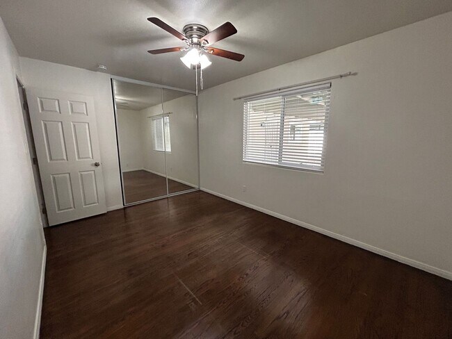 Building Photo - Large house on East Falls (Lease out, pend...
