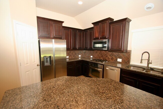 Building Photo - 28222 Helmsman Knolls Dr