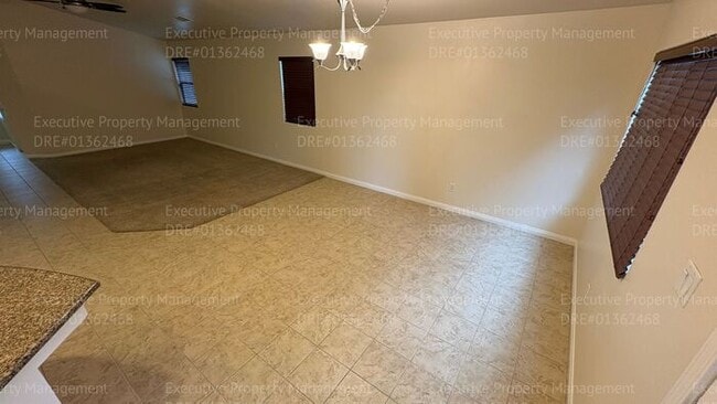 Building Photo - Spacious 4 bedroom 2 bathroom home located in the Ashton Falls community *Move In Special*