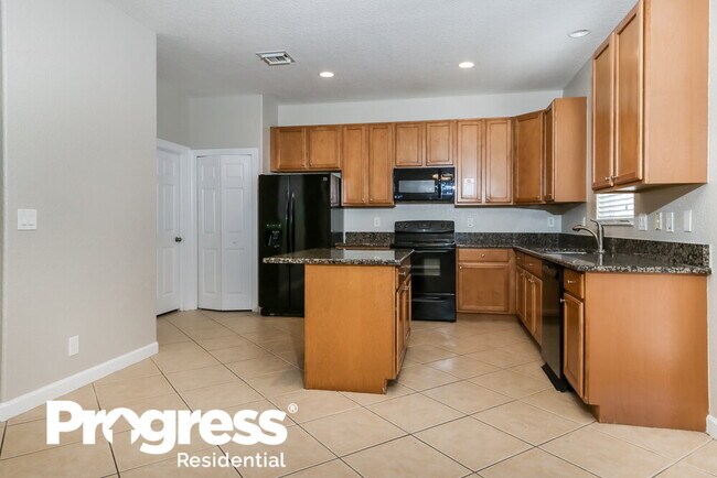 Building Photo - 8054 MURANO Cir