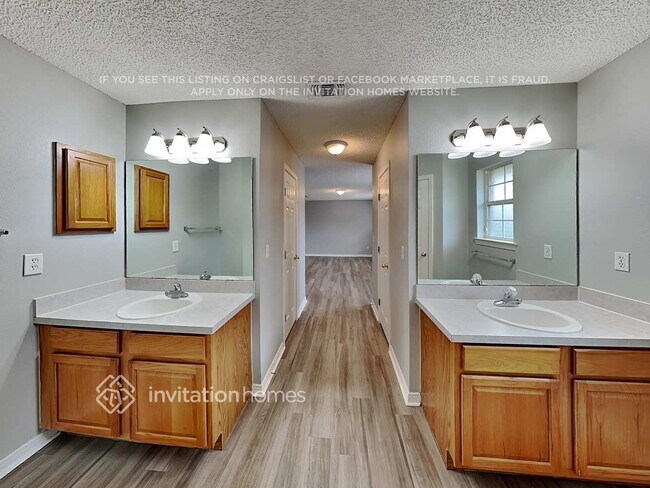 Building Photo - 5487 Marsala Ln