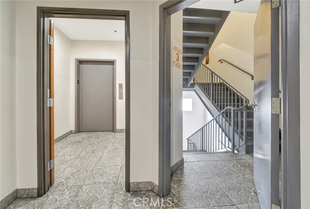 Building Photo - 316 S New Hampshire Ave