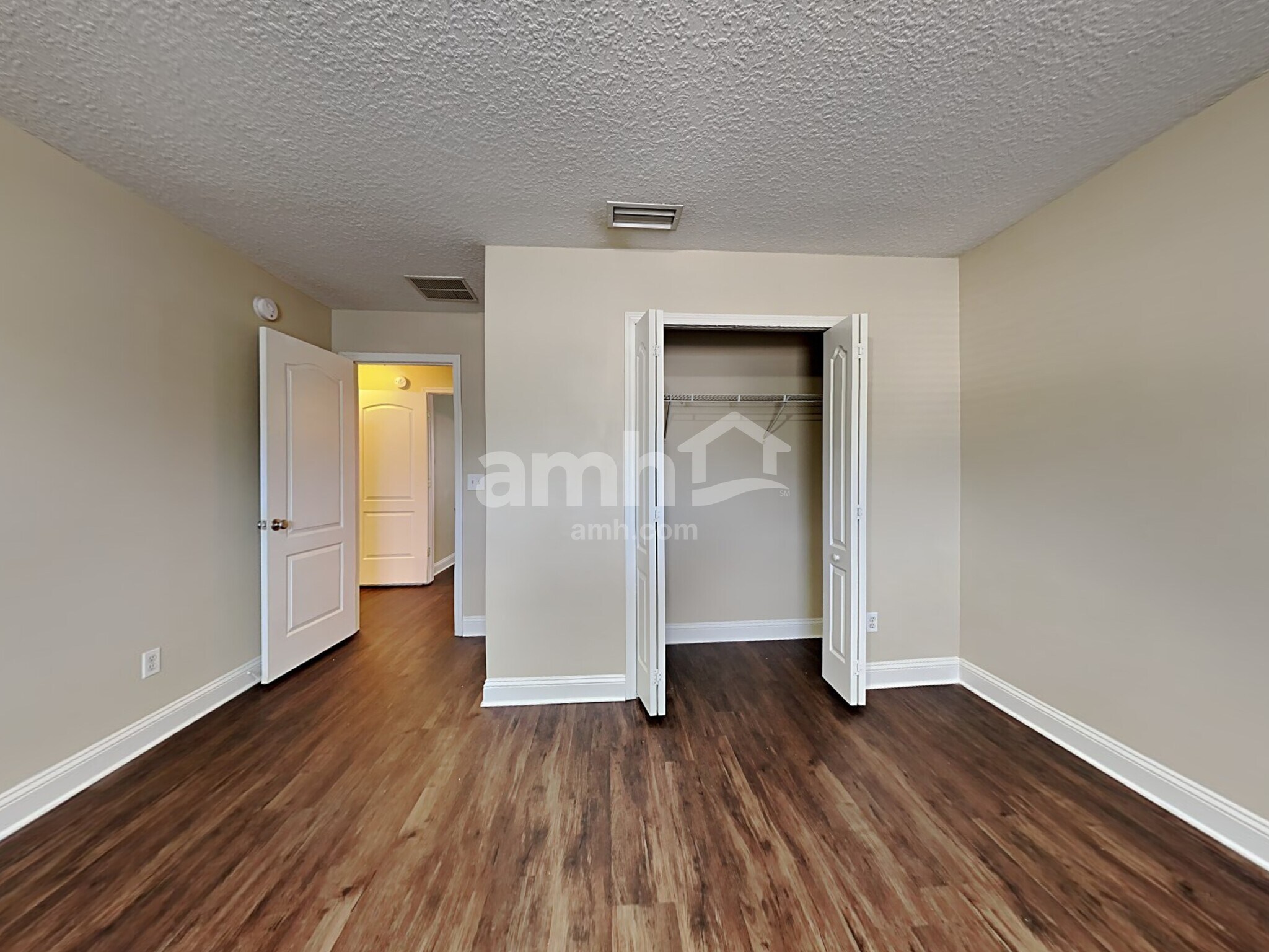 Building Photo - 2510 Victoria Point Dr