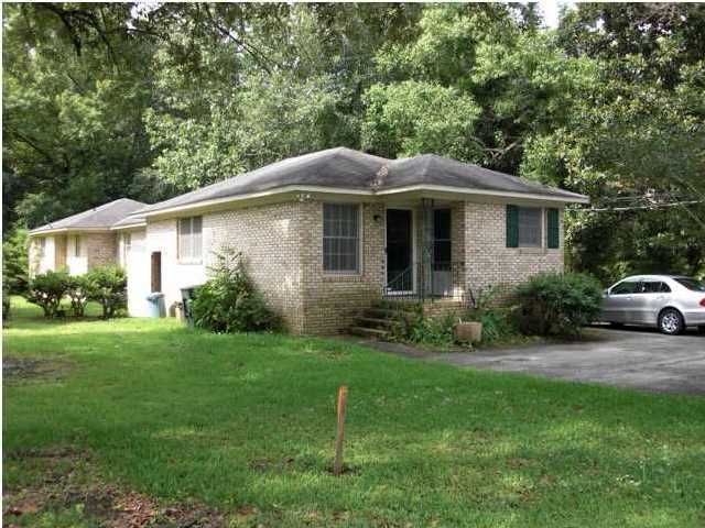 Primary Photo - Great Duplex
