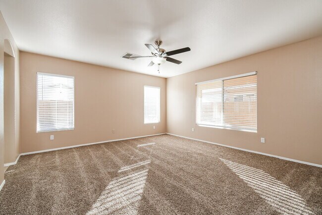 Building Photo - 4853 E Harmony Ave