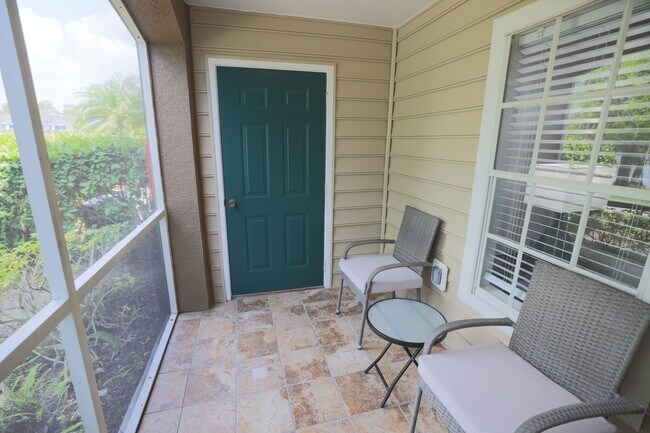 Building Photo - 8933 Manor Loop