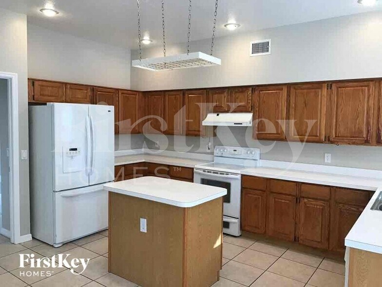 Building Photo - 308 Forrest Crest Ct