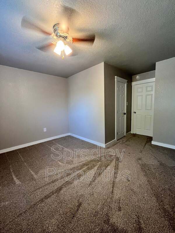 Building Photo - 200 Bosque Rd