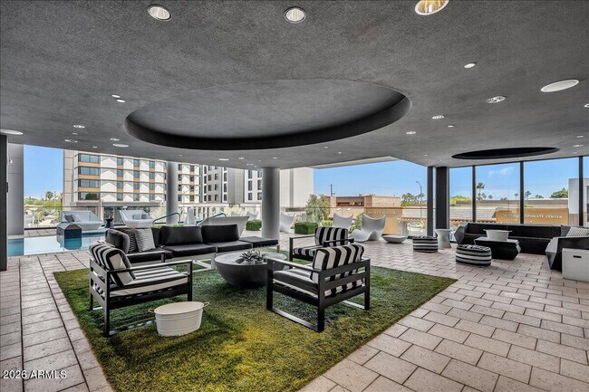 Building Photo - 4422 N 75th St