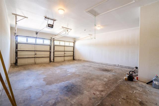 Building Photo - 3405 Spring Meadows Dr
