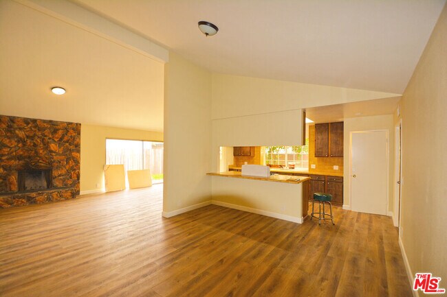 Building Photo - 7630 Delia Ave