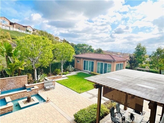 Building Photo - 540 N Bardsdale Pl