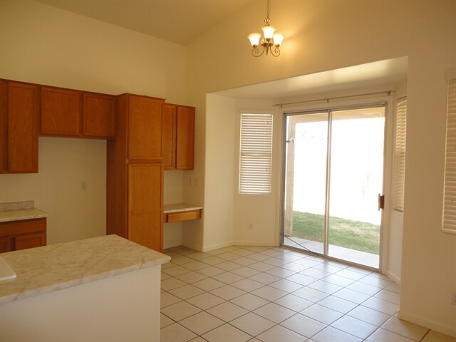 Building Photo - 837 S Roanoke St