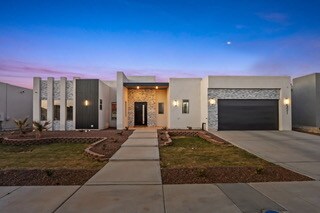 Building Photo - 321 Rio de Jazmin Cir