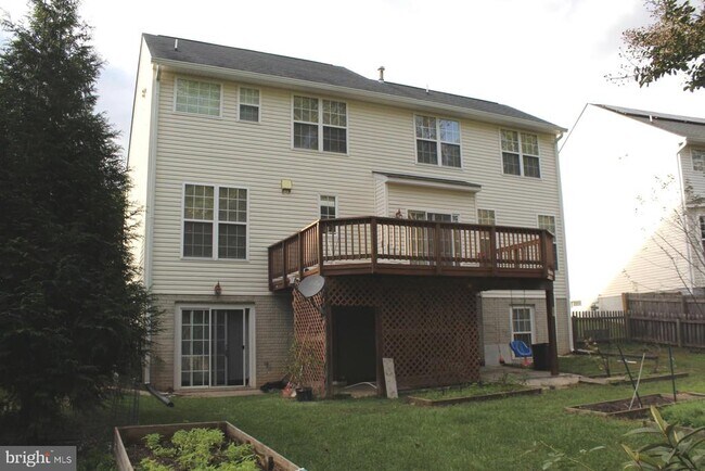 Building Photo - 6125 Hot Spring Ln