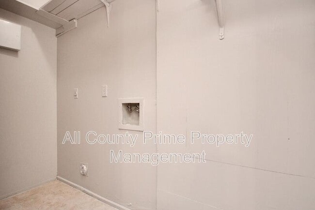 Building Photo - 19214 Cypress River Dr