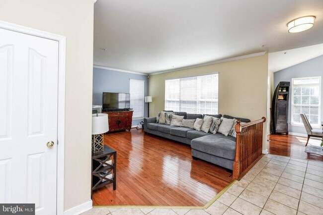 Building Photo - 13003 Belle Meade Trace