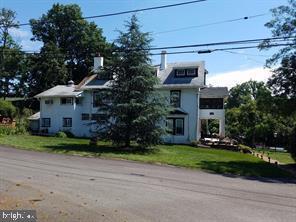 Building Photo - 9 Princeton Ave