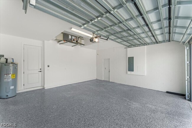 Building Photo - 4536 NW 35th Pl