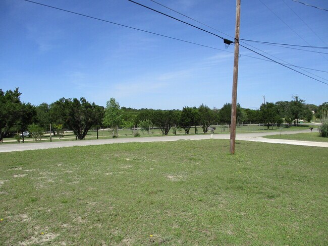 Building Photo - 163 Armadillo Ln