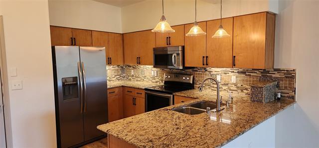 Building Photo - 3102 Kings Rd