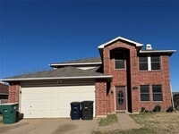 Building Photo - 512 Magdalen Ave