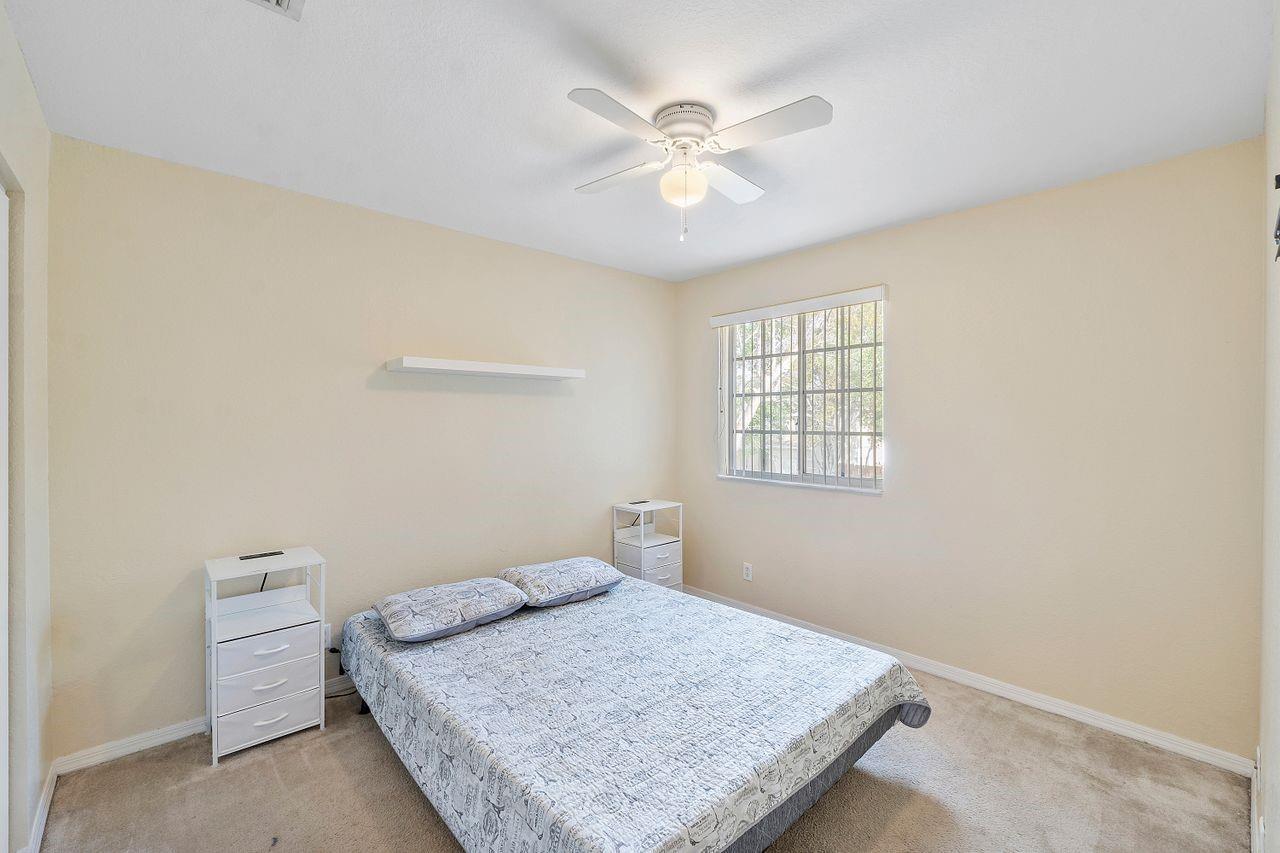 Building Photo - 9090 NW 40th Pl