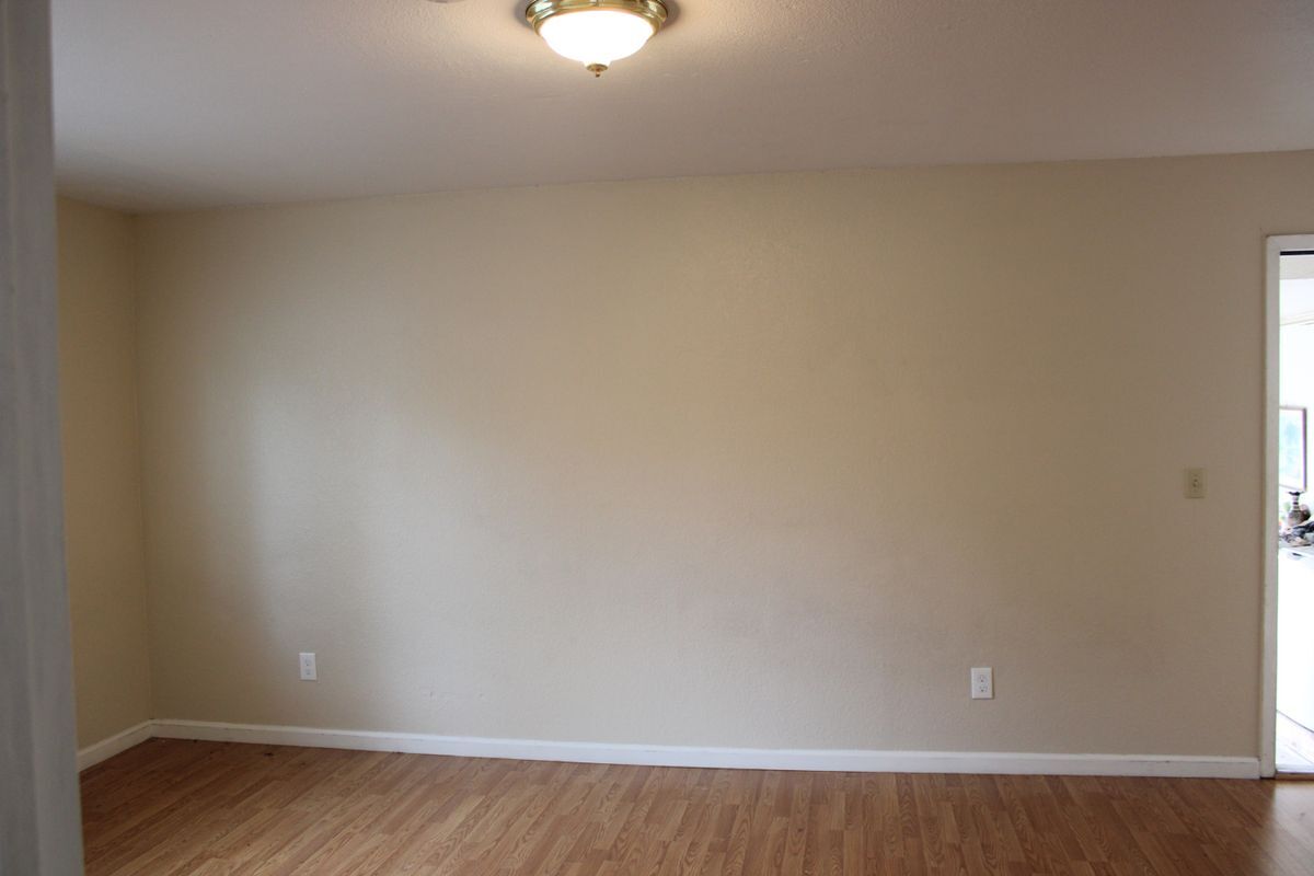 Building Photo - 4999 Fern Pl