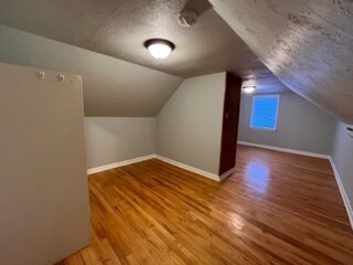 Building Photo - 605 Van Buren St