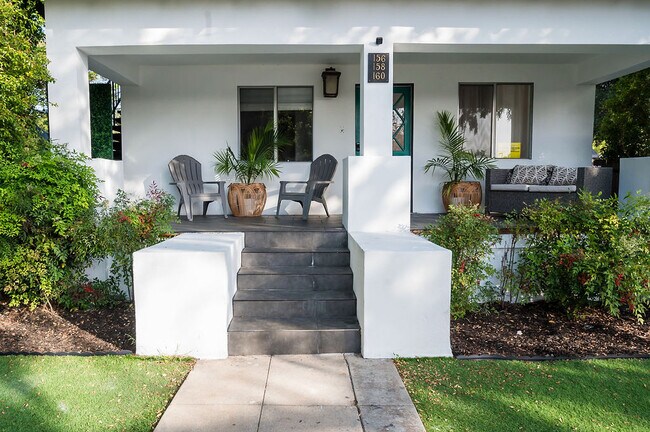 Building Photo - 156 W Peoria St