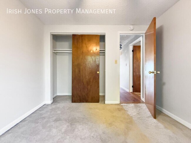 Building Photo - 10 Wayne Terrace