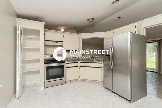 Building Photo - 3 Bedroom Pet-Friendly Home in Palm Bay, FL with Main Street Renewal