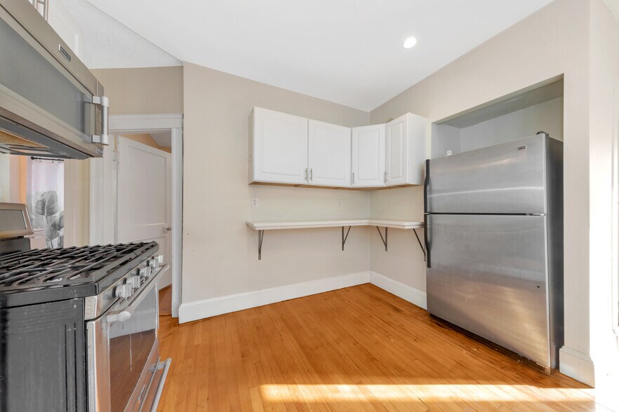 Building Photo - 301 Alewife Brook Pky