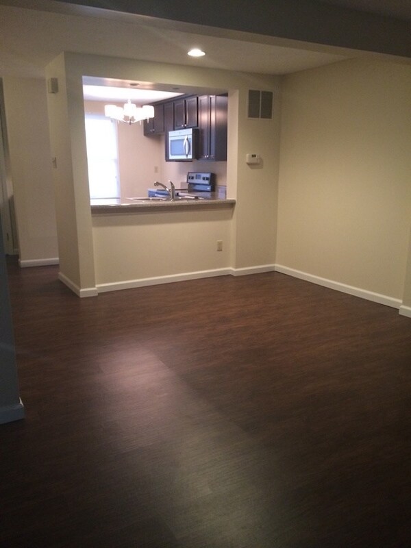 Building Photo - 167 Scott Ln