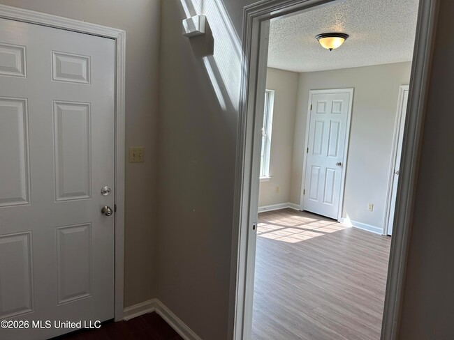 Building Photo - 7311 Madelyn Cove