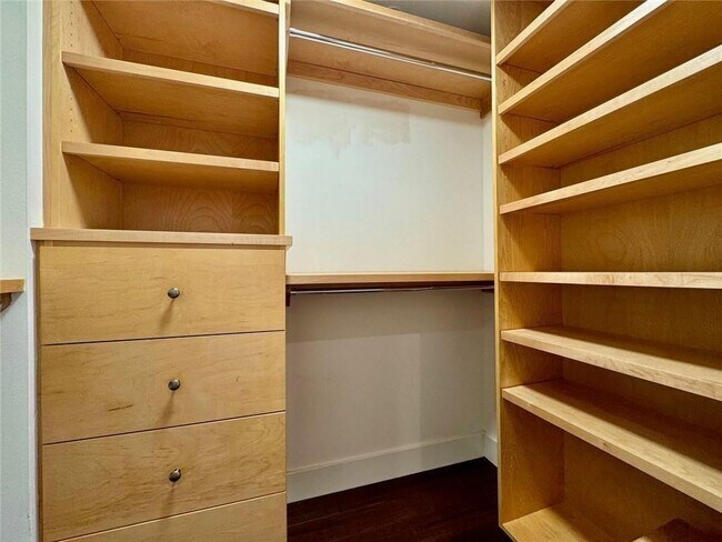 Building Photo - 199 14th St NE