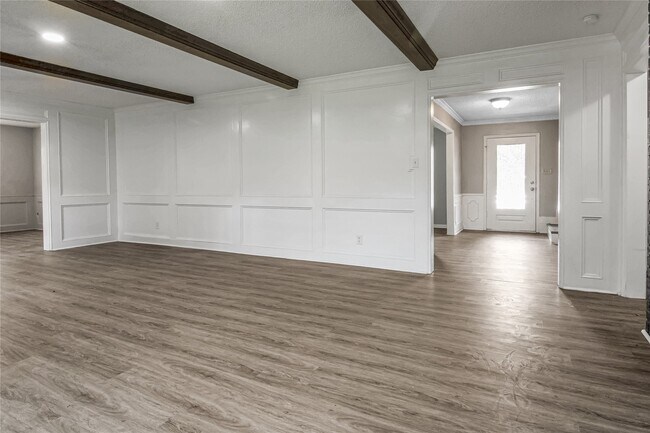 Building Photo - 1507 Sweet Grass Trail