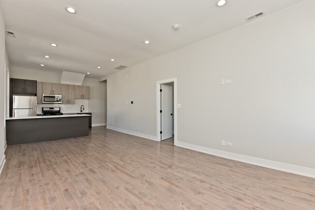 Building Photo - 1925 S May St