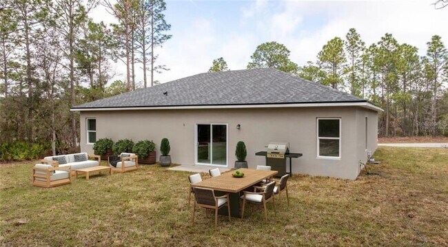 Building Photo - 2901 W Redgate Dr