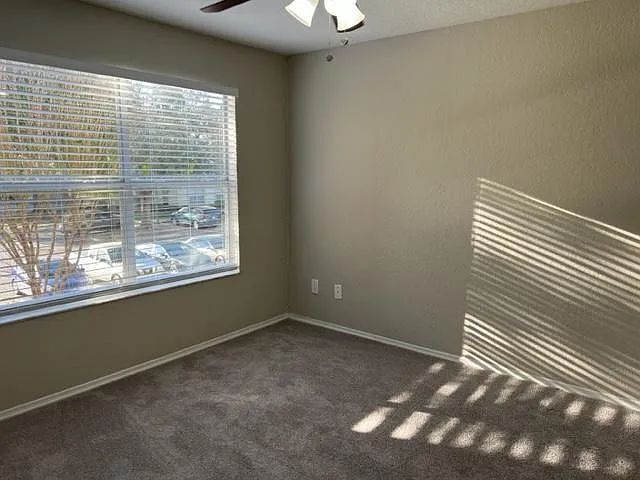 Building Photo - 831 Camargo Way