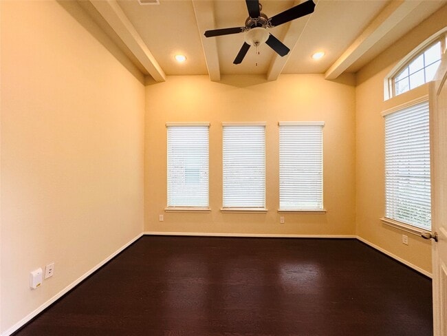 Building Photo - 23607 Tirino Shores Dr